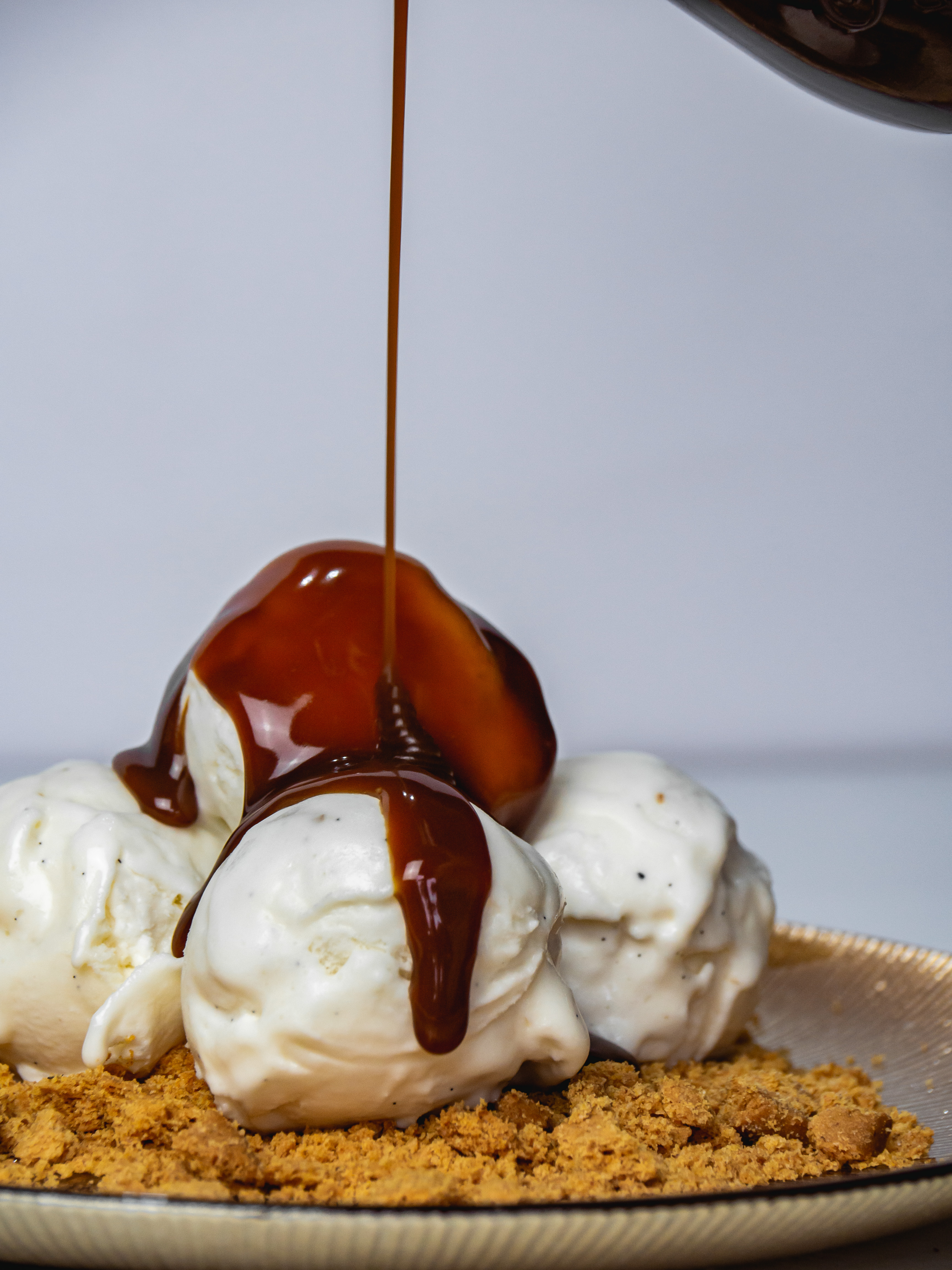 Vanilla and Caramel Ice Cream