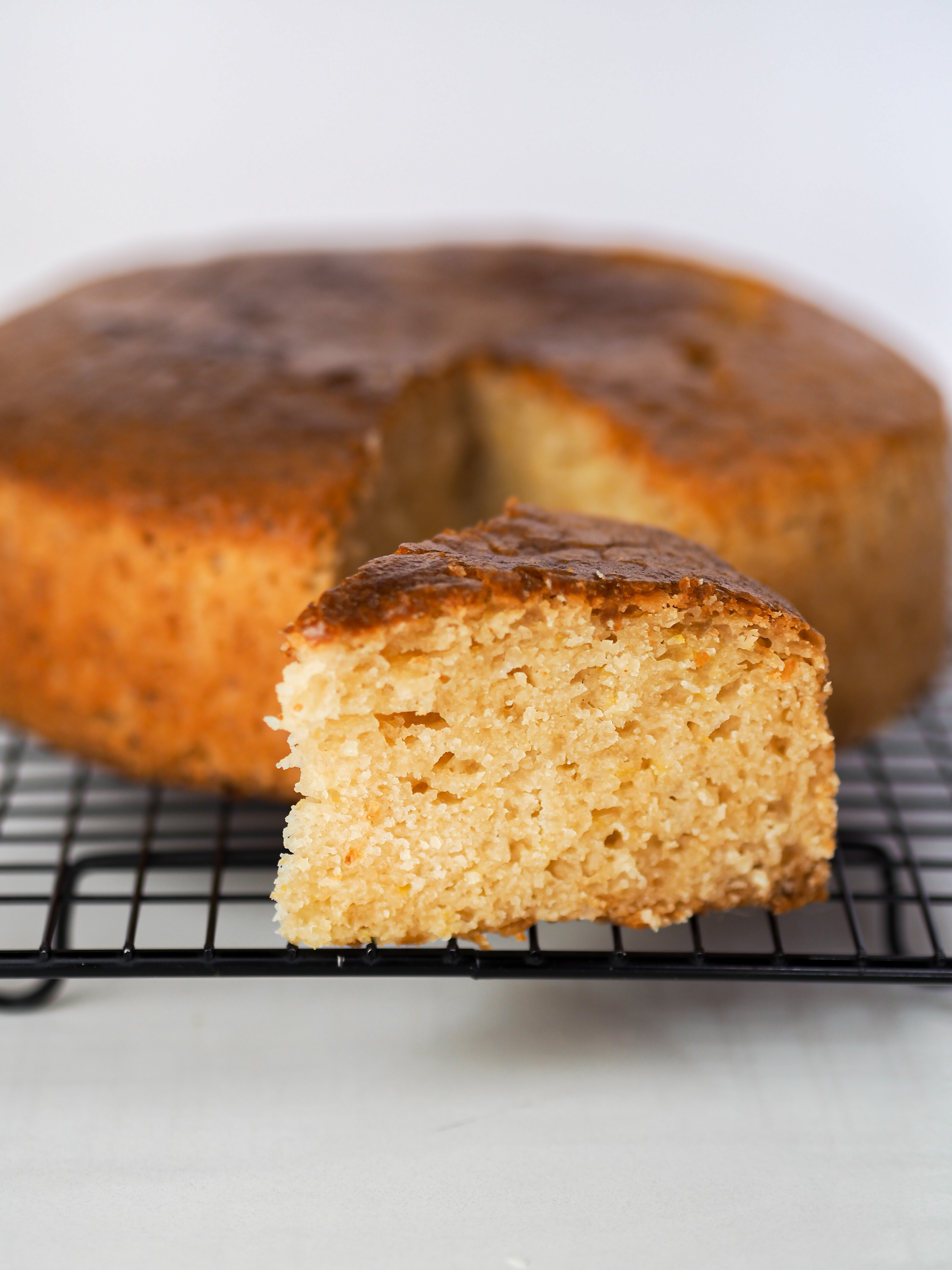 8-Pot Lemon Yogurt Cake