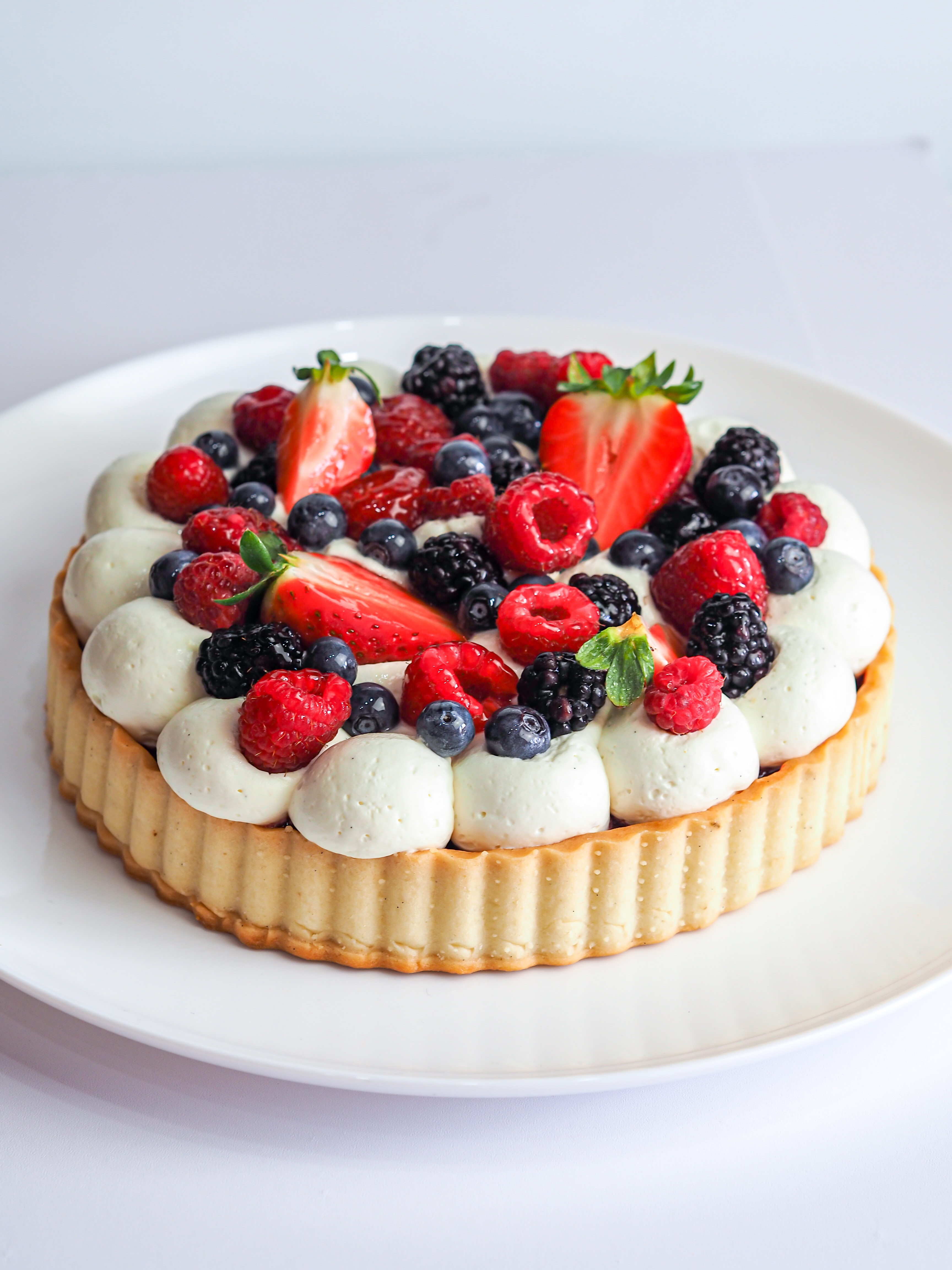 Vanilla Cream and Berry Tart