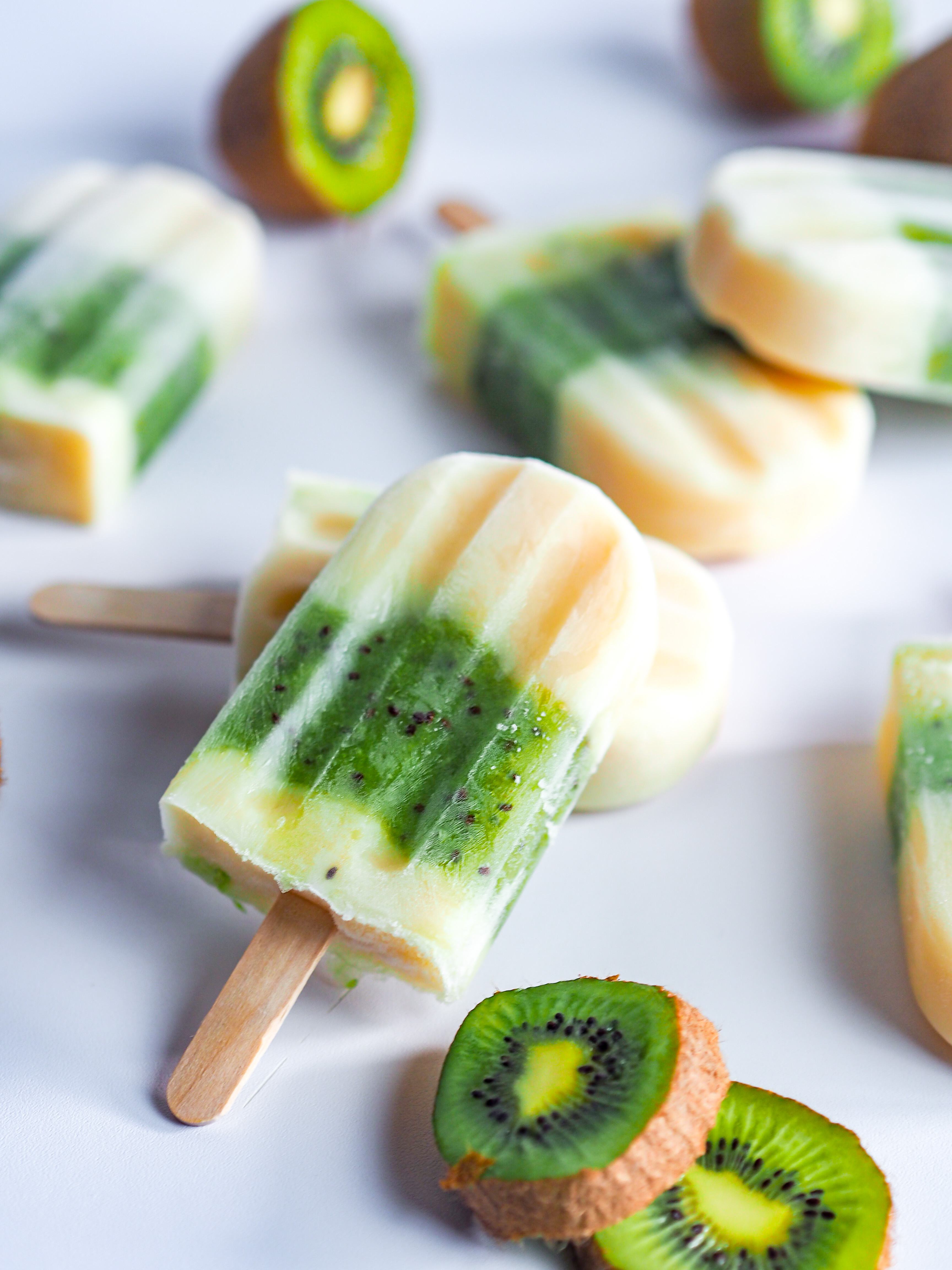 Kiwi and Yogurt Popsicle
