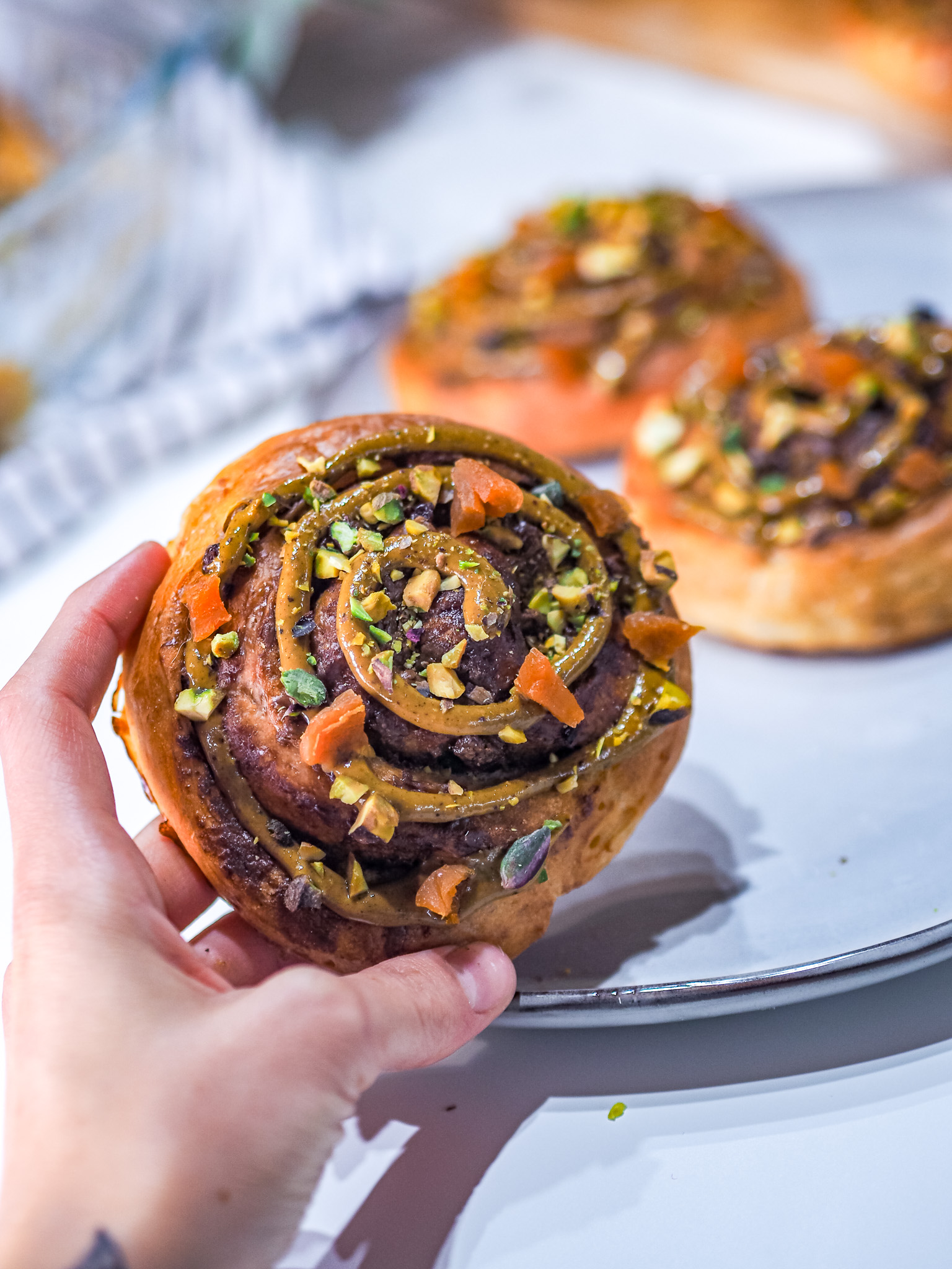 Sugar-Free Pistachio and Apricot Rolls