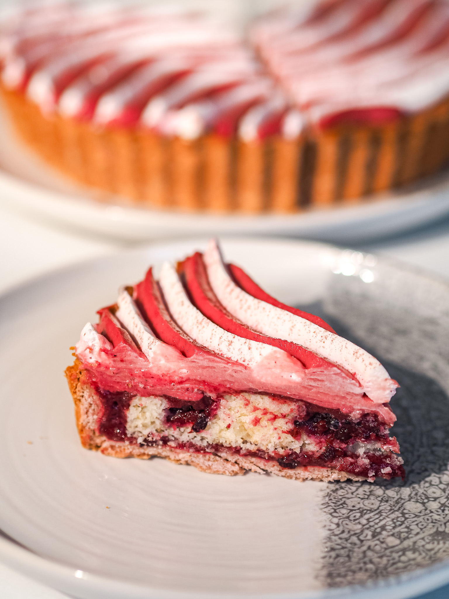 Raspberry and Blackberry Wave-Effect Tart